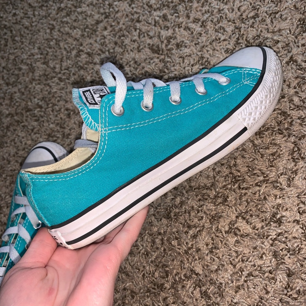 Turquoise converse